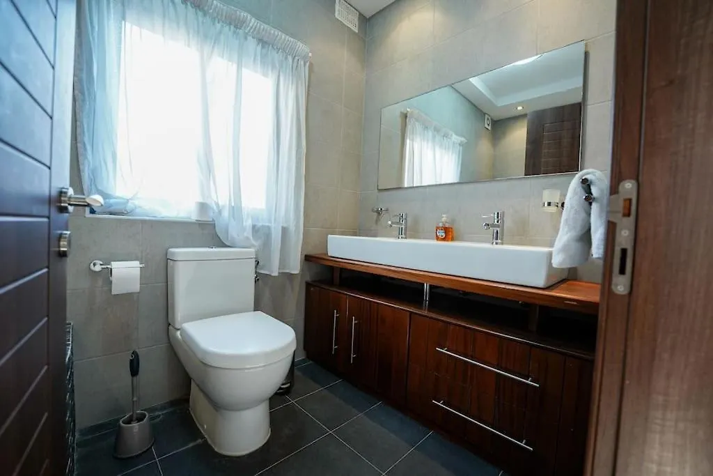 Lovely Penthouse In The City Center Naxxar